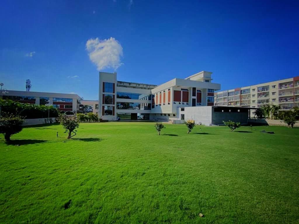 The King'S Meadows Hotel Golhalli ภายนอก รูปภาพ