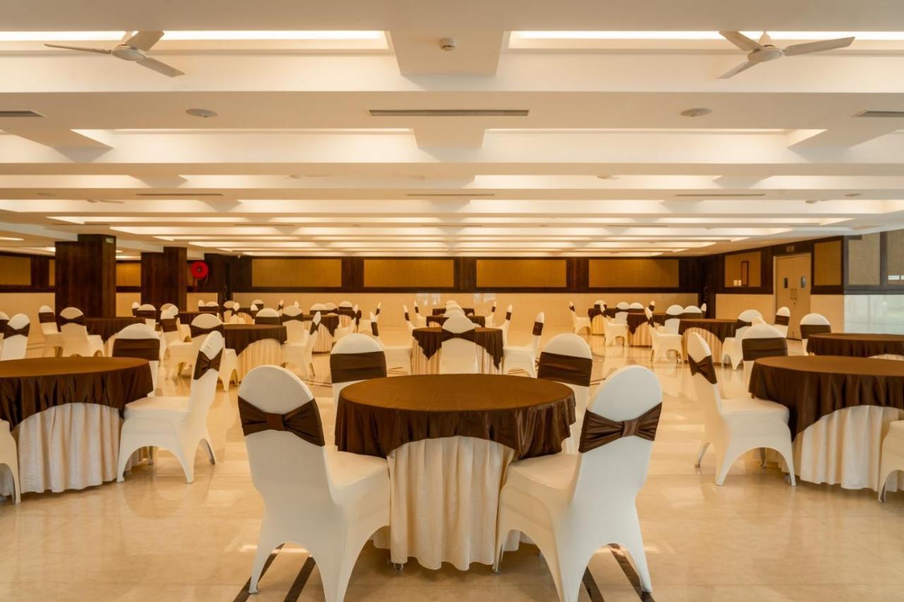 The King'S Meadows Hotel Golhalli ภายนอก รูปภาพ