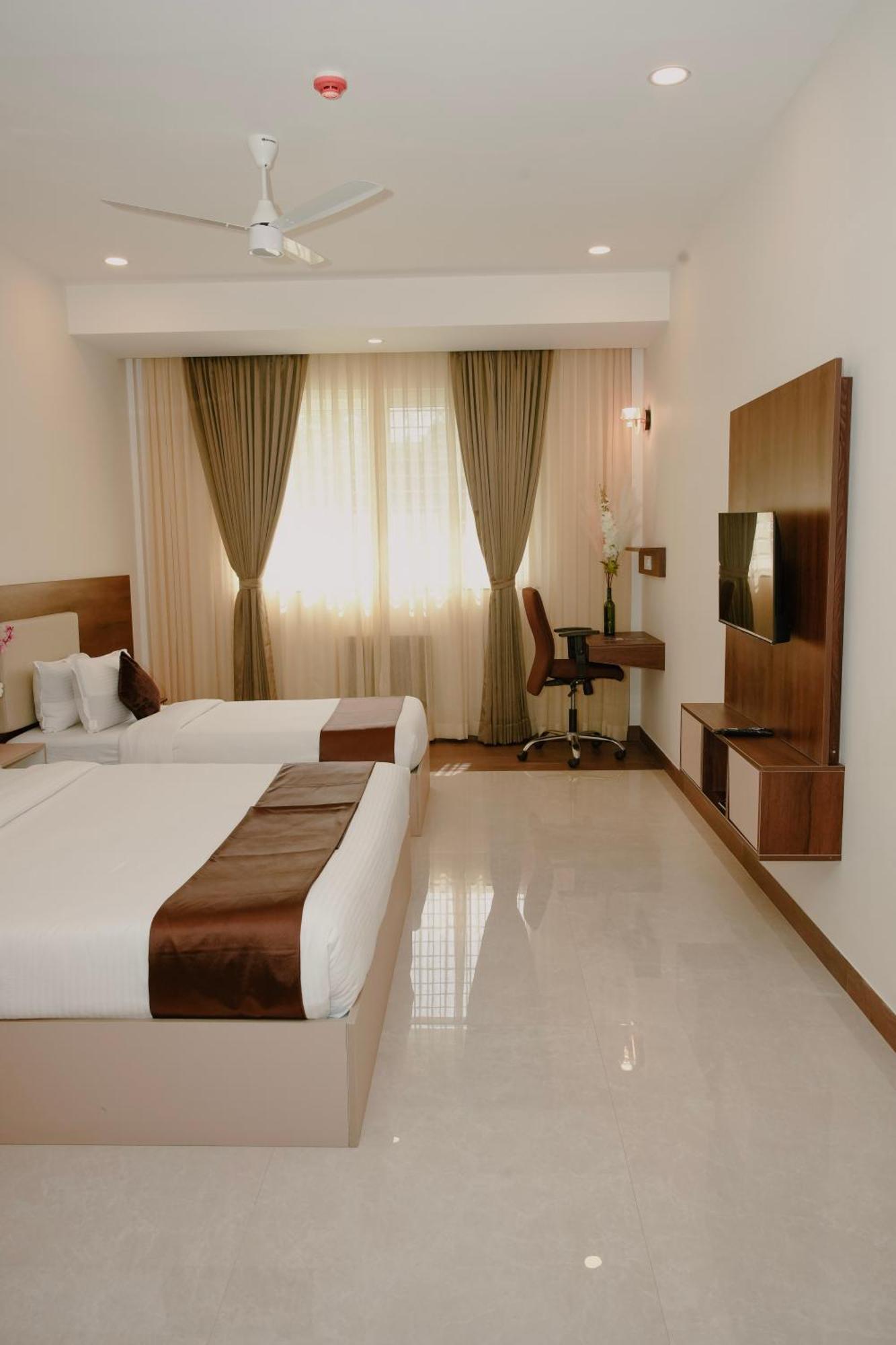 The King'S Meadows Hotel Golhalli ภายนอก รูปภาพ