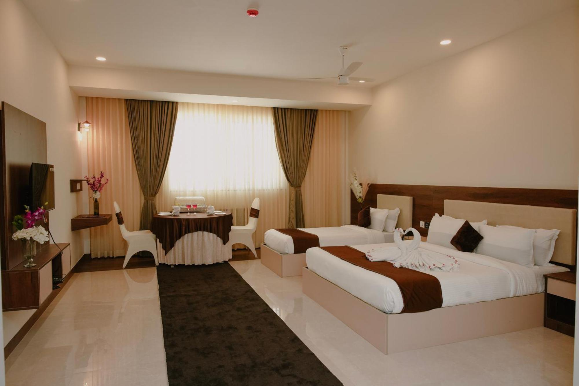 The King'S Meadows Hotel Golhalli ภายนอก รูปภาพ