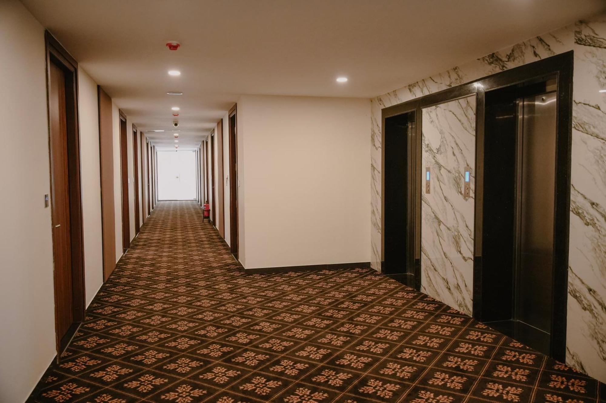 The King'S Meadows Hotel Golhalli ภายนอก รูปภาพ