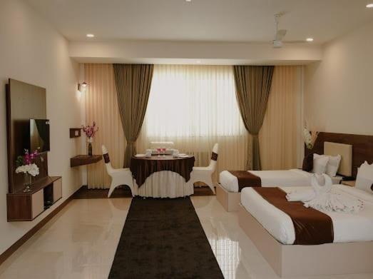 The King'S Meadows Hotel Golhalli ภายนอก รูปภาพ